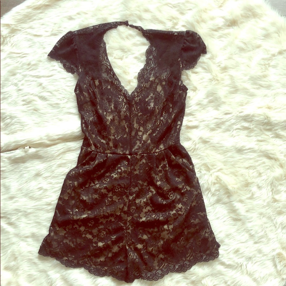 Beautiful laced romper!